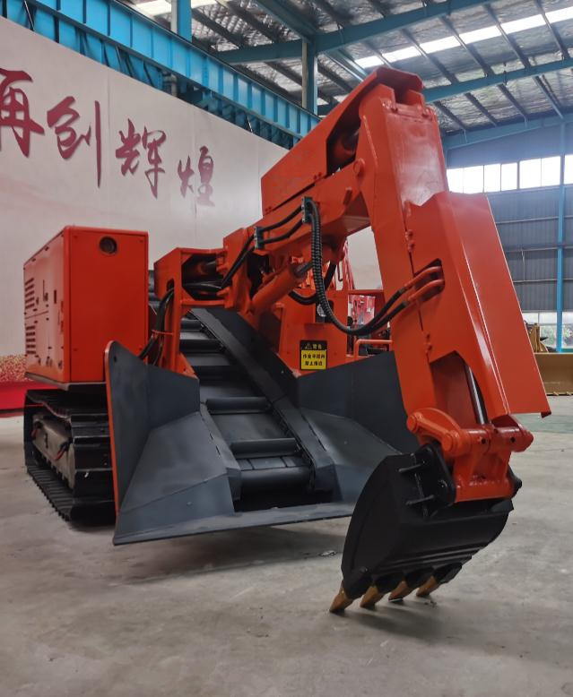 廠房內安裝好的履帶刮板扒渣機